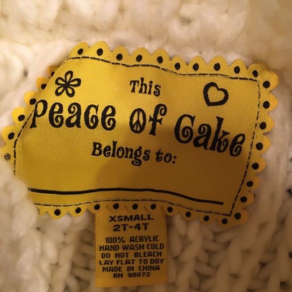 Girls cream poncho, size 2T-4T - Picture 2 of 2